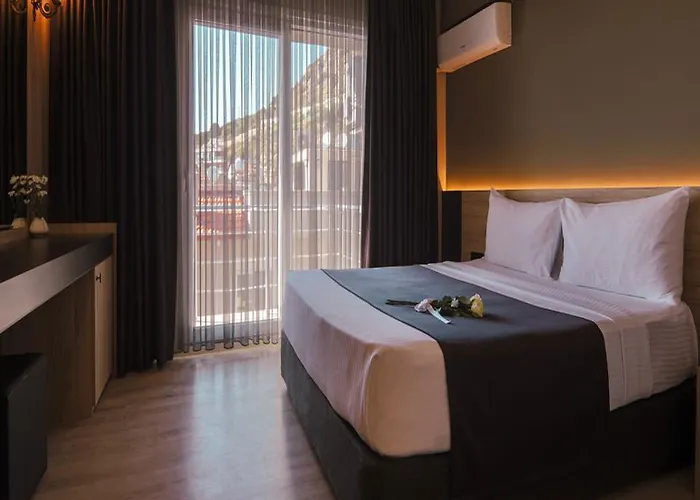 Hotel Grand Faik Çeşme