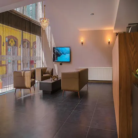 Готель Grand Faik Чешме