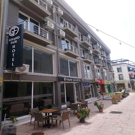 Готель Grand Faik
