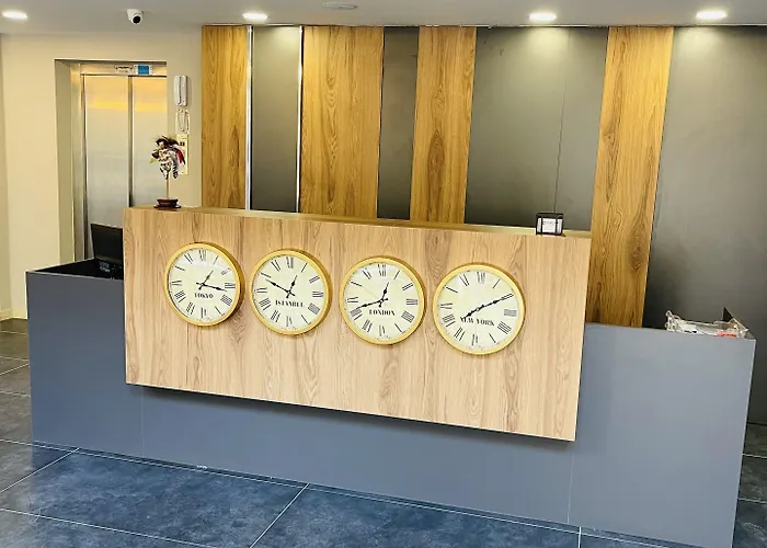 Grand Faik Готель